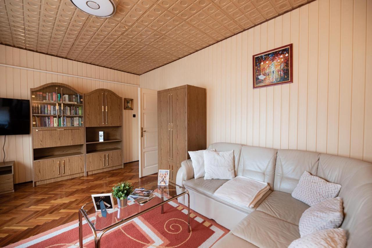 Vadkacsa Apartmanhaz Medencevel Zamárdi Εξωτερικό φωτογραφία